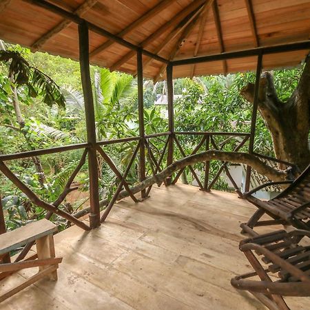 Green Park Safari House & Eco Tree House Udawalawe Exterior foto