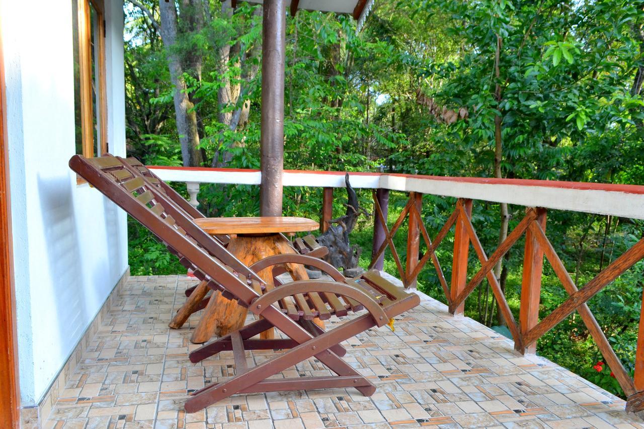 Green Park Safari House & Eco Tree House Udawalawe Exterior foto
