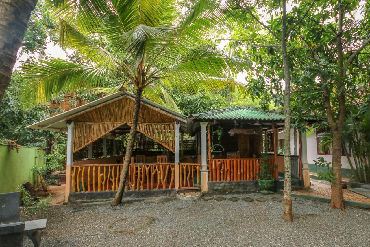 Green Park Safari House & Eco Tree House Udawalawe Exterior foto