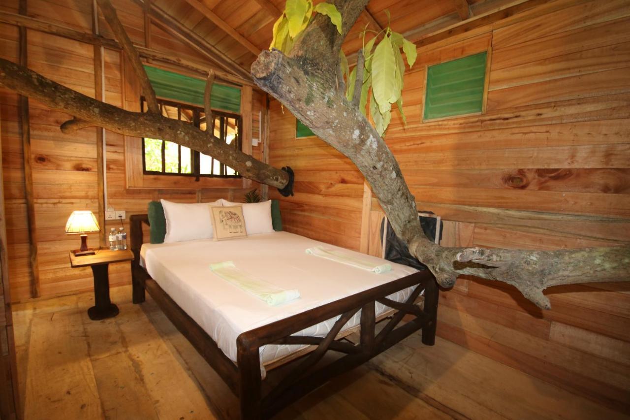 Green Park Safari House & Eco Tree House Udawalawe Exterior foto